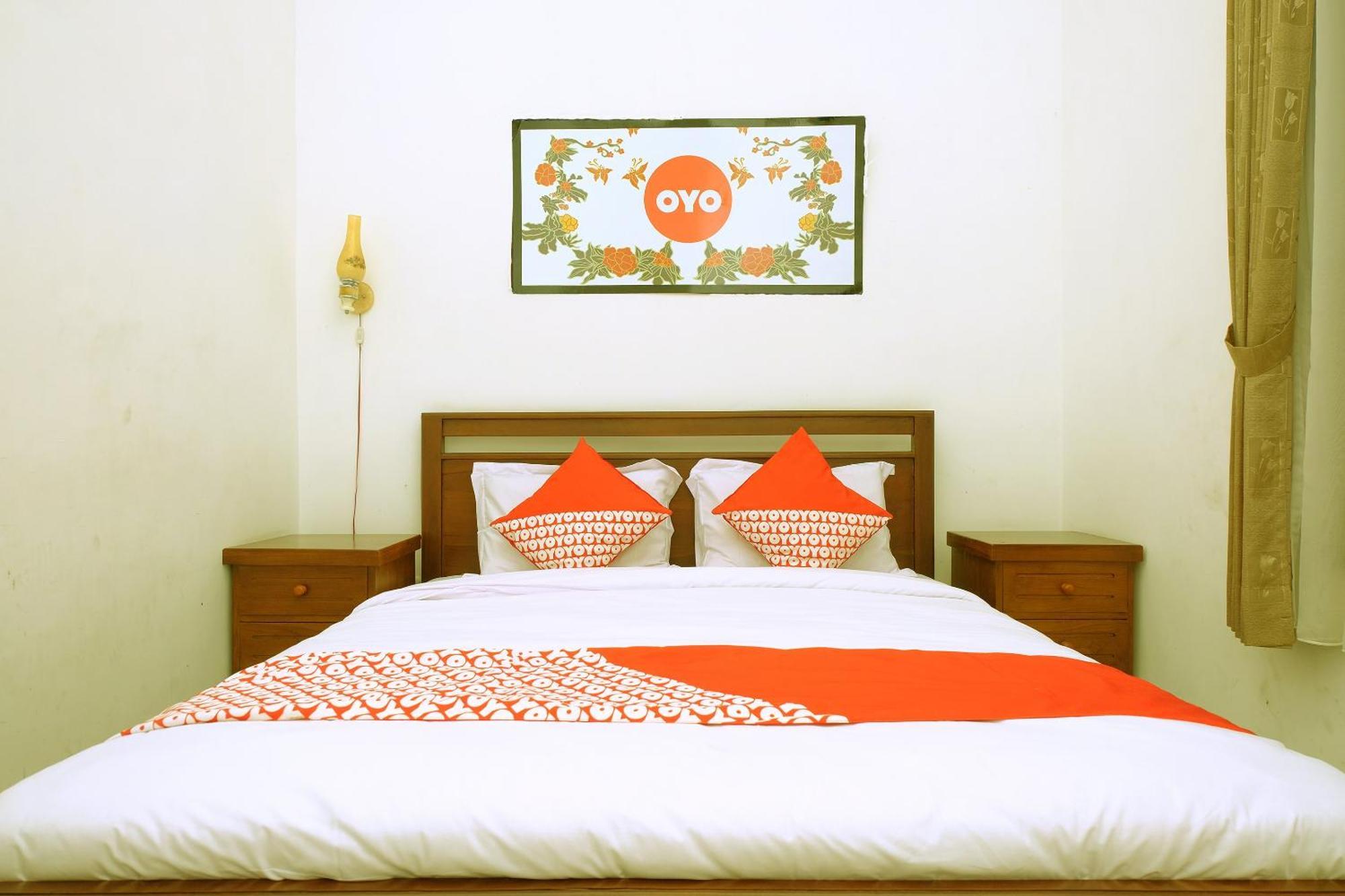 Oyo 350 D' Maktab Homestay Syariah มะลัง ภายนอก รูปภาพ