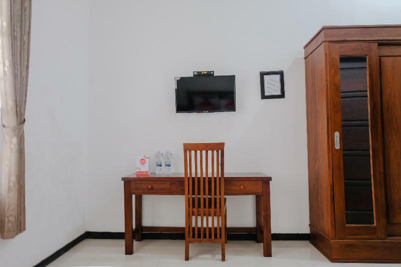 Oyo 350 D' Maktab Homestay Syariah มะลัง ภายนอก รูปภาพ