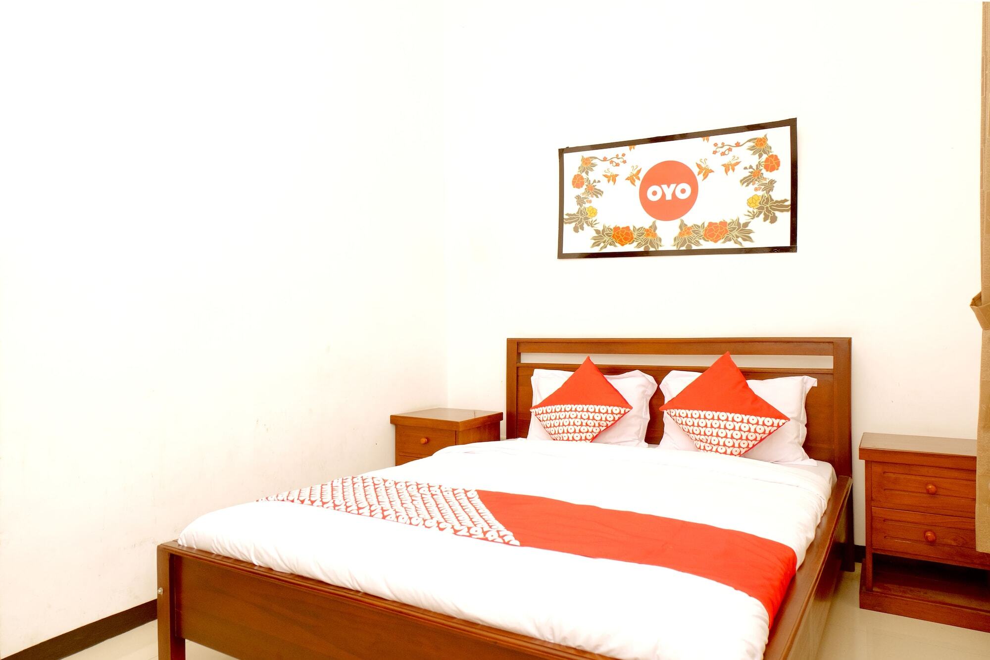 Oyo 350 D' Maktab Homestay Syariah มะลัง ภายนอก รูปภาพ